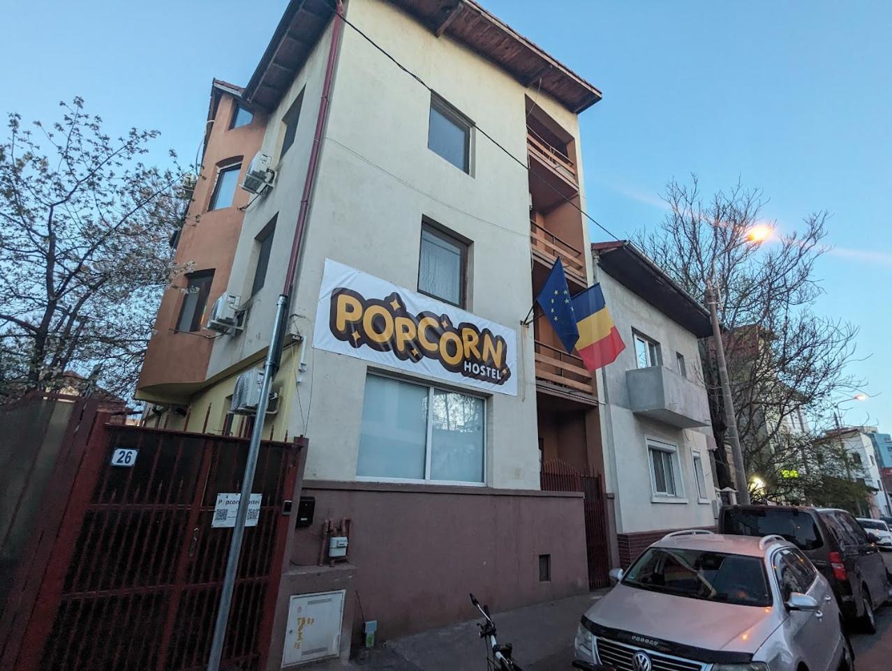 Popcorn Hostel Bucharest Exterior photo